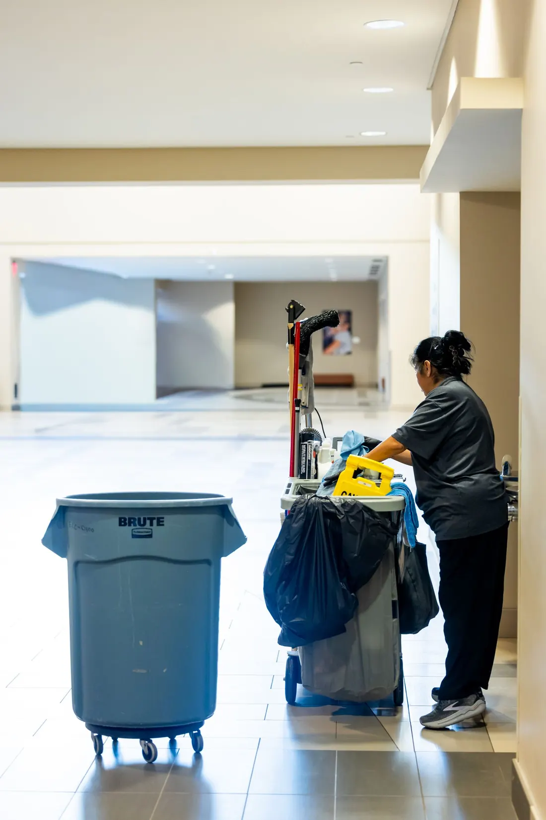 Working a stocked cart through a building on an evening round